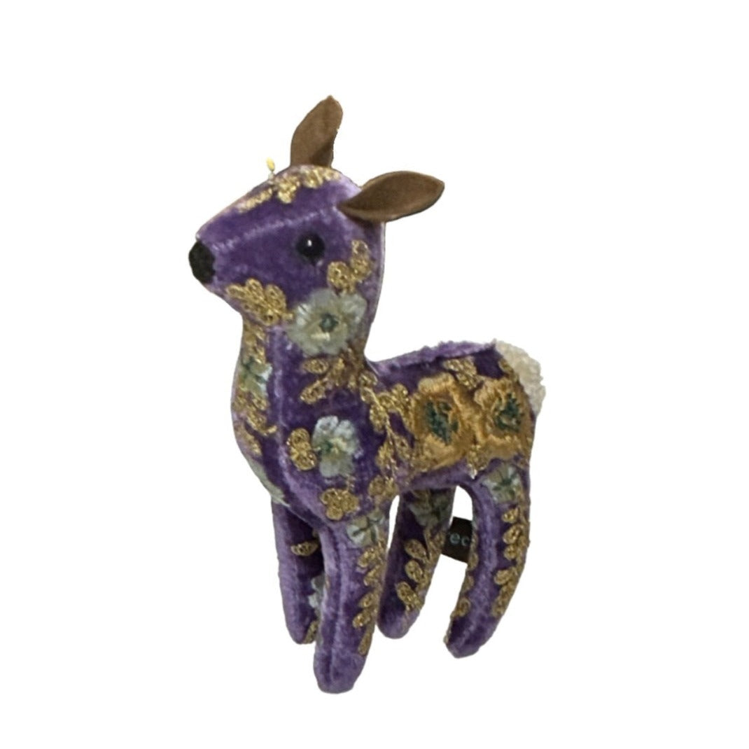 Animales de seda y terciopelo bordados a mano de Bambi