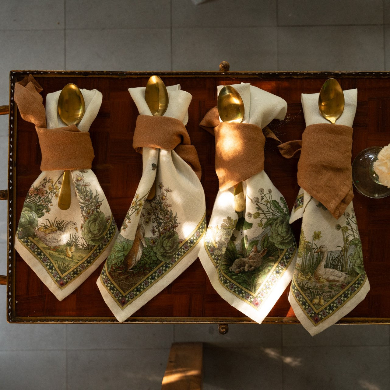 Bunny Garden Design Table Linen