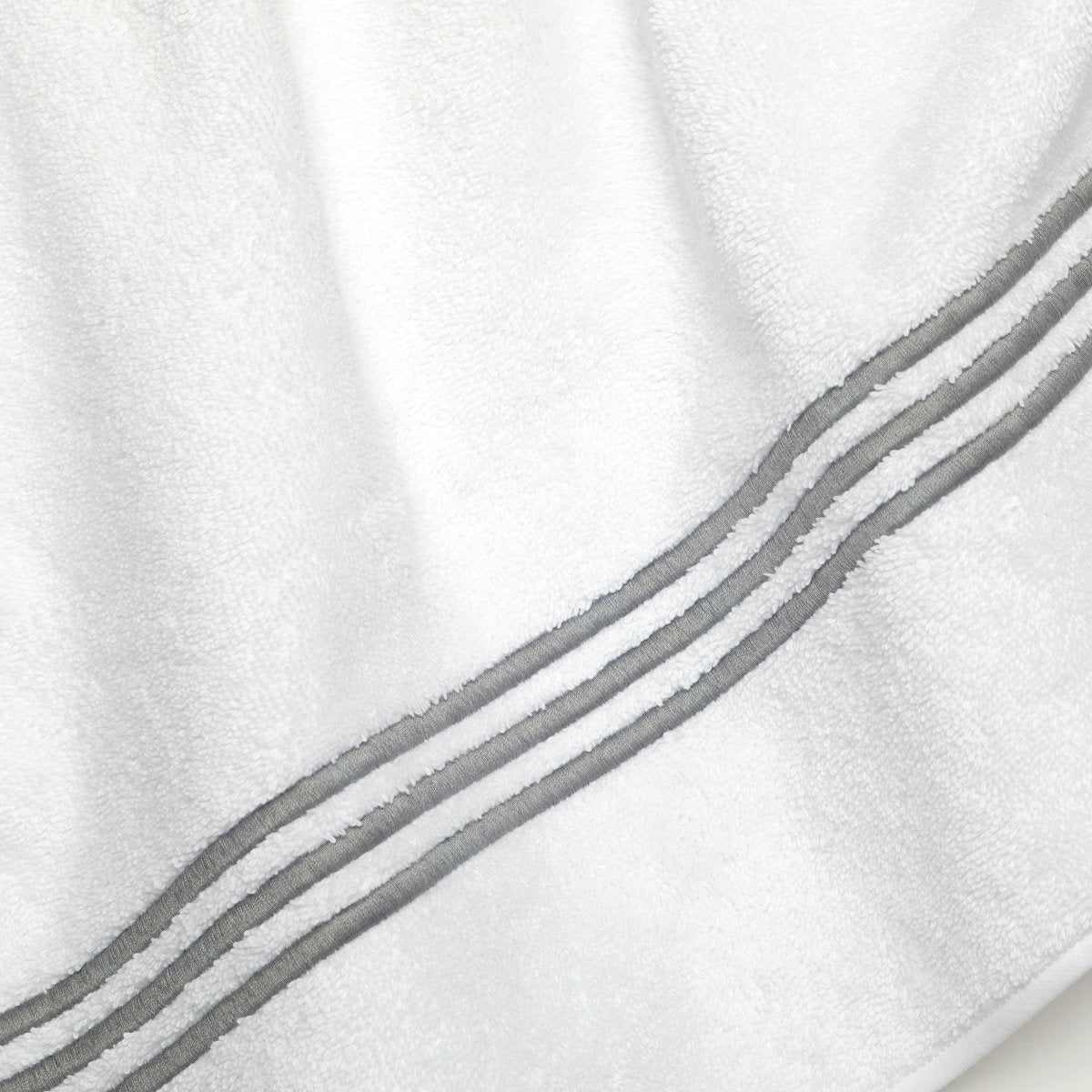 Tre Righe Towels by Pratesi