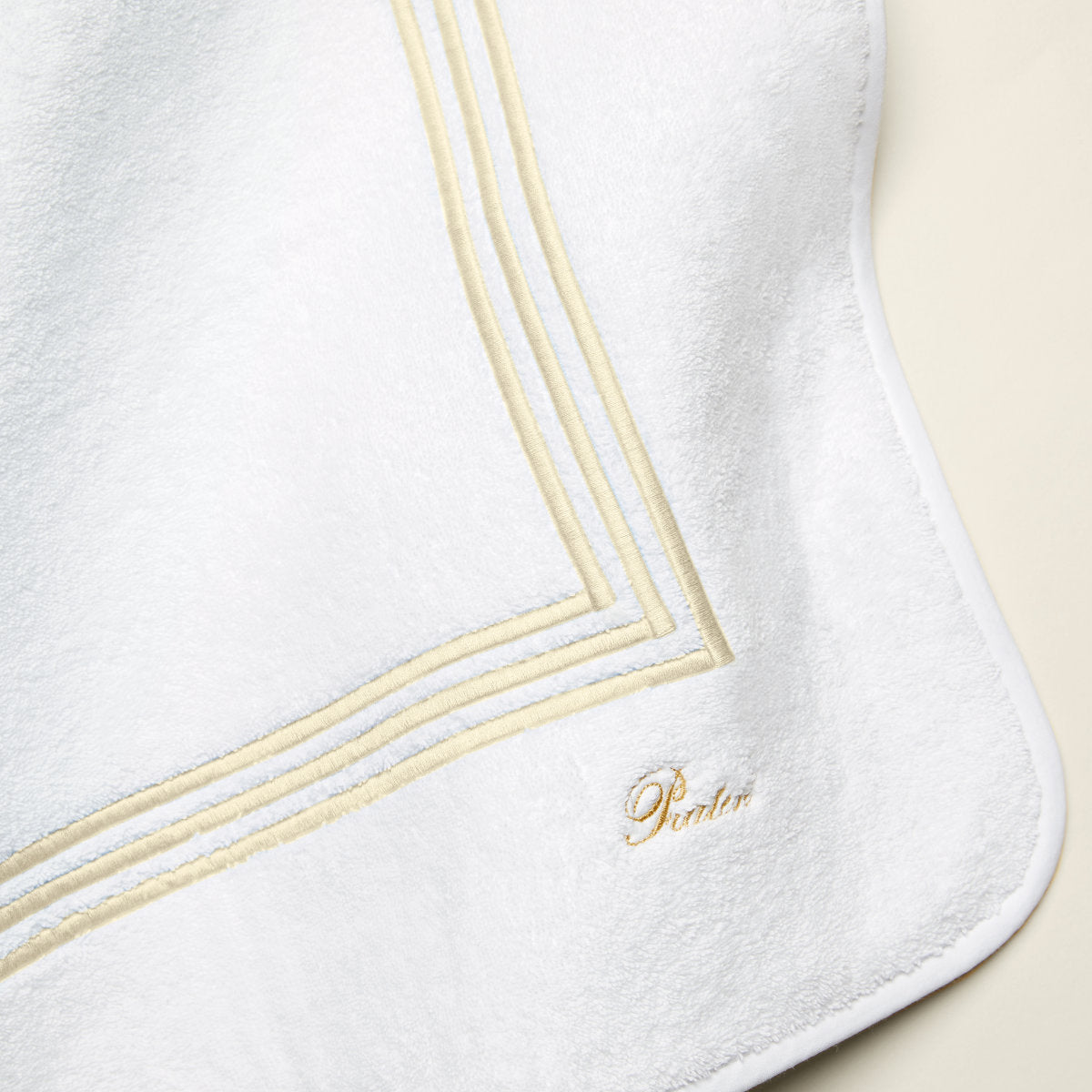 Tapis de salle de bain Tre Righe de Pratesi