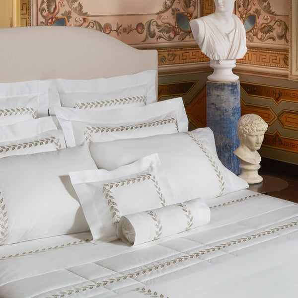 'Federico' Bedspread Collection by Pratesi