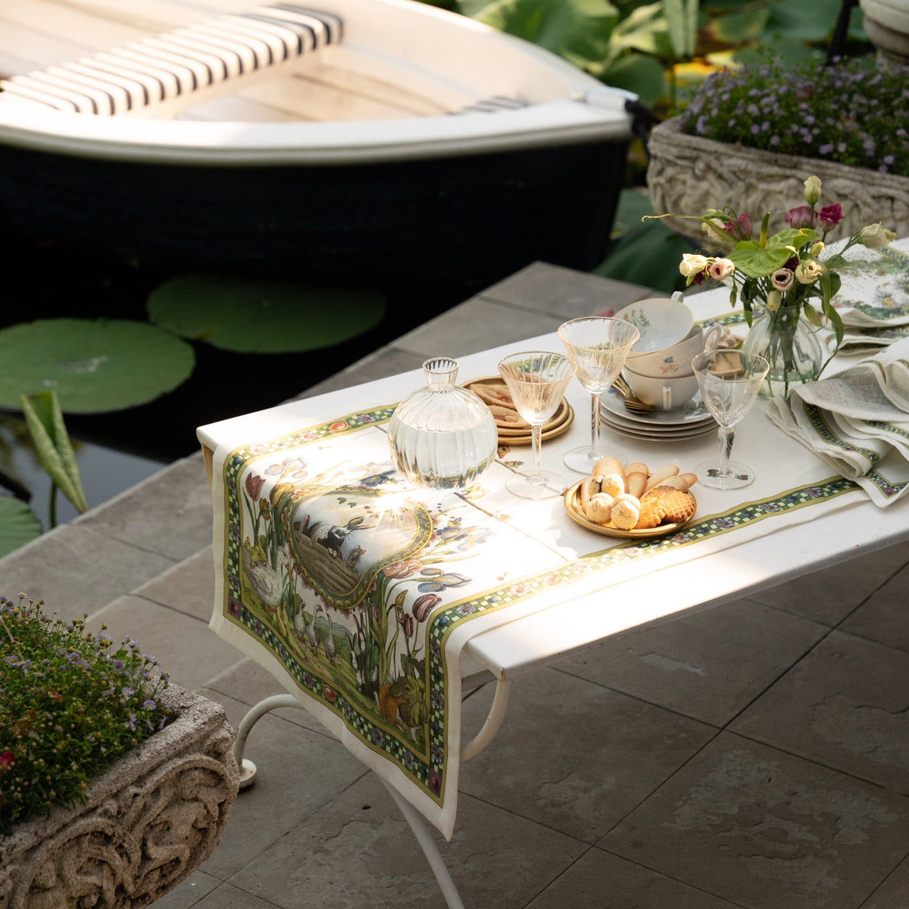 Bunny Garden Design Table Linen