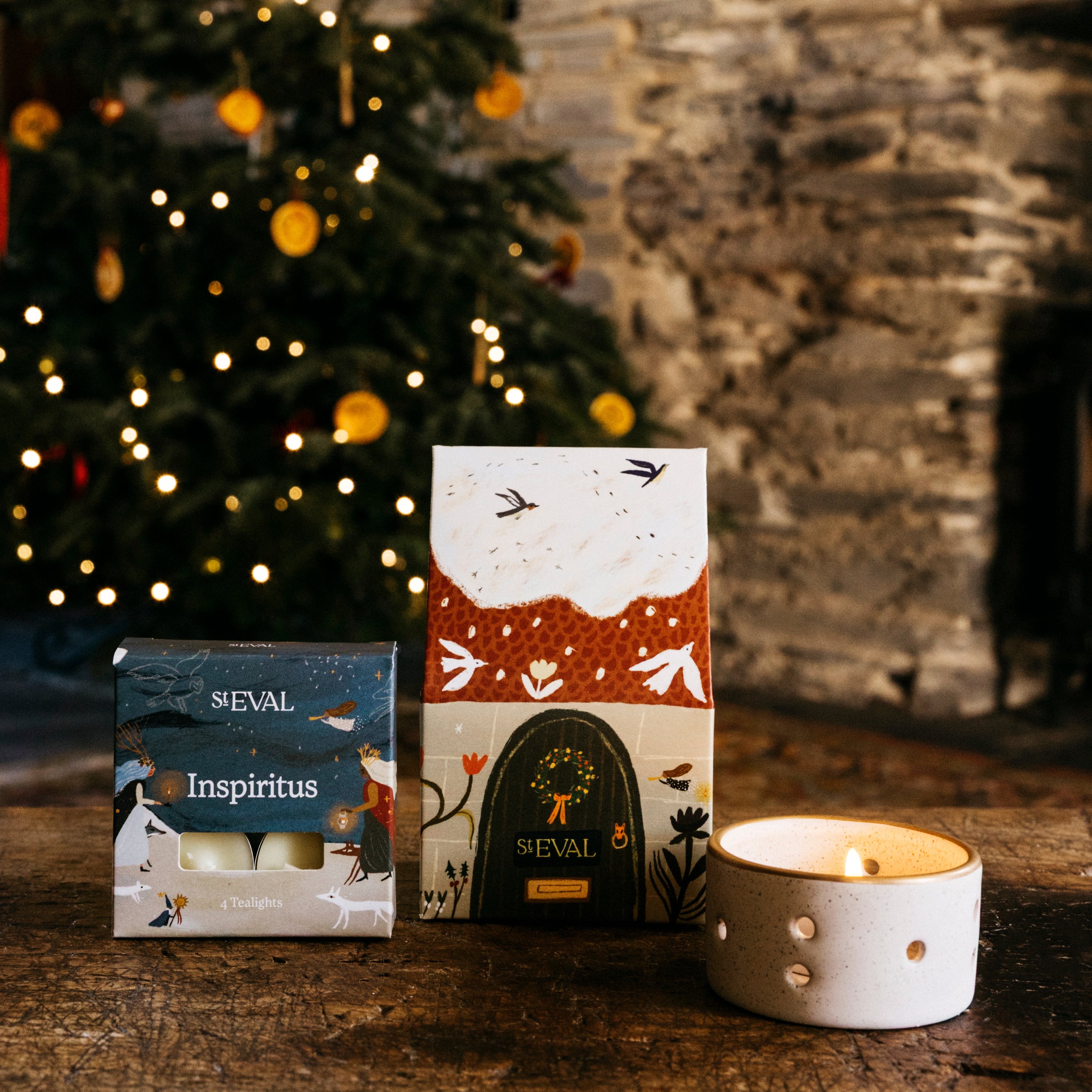 Christmas Cottage Tea Lights & Holder Set