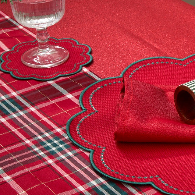 Scalloped Woven Placemats & Coasters