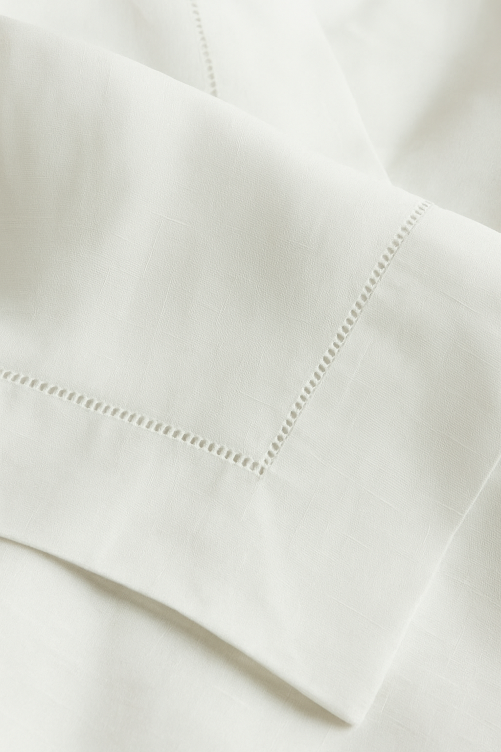 Why Cotton Percale Is Associated With Luxury Bed Linen