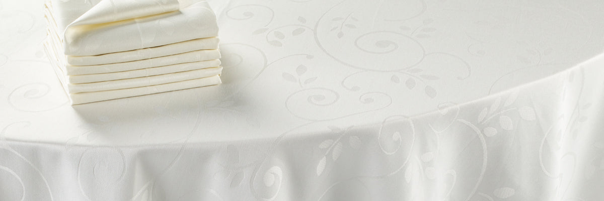 Dress Your Dining Table With Luxury Linen