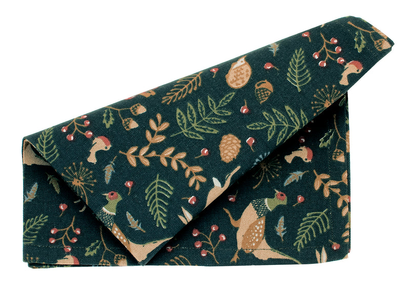 Serviettes de Noël brodées avec des baies de houx