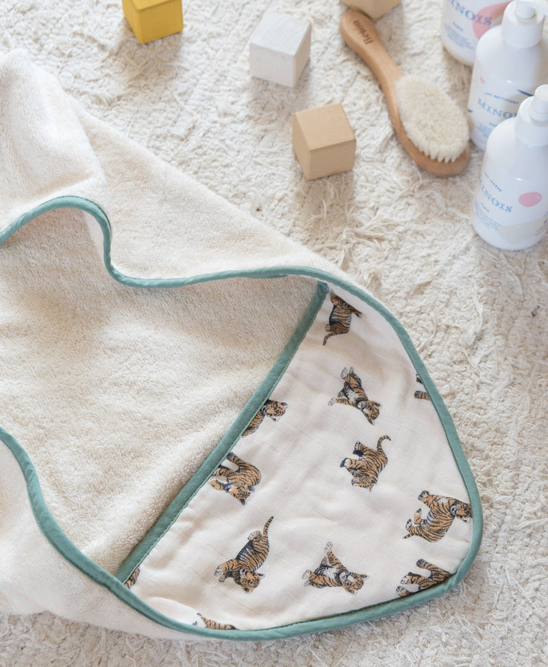 Baby 'Animal Design' Hooded Bath Towel