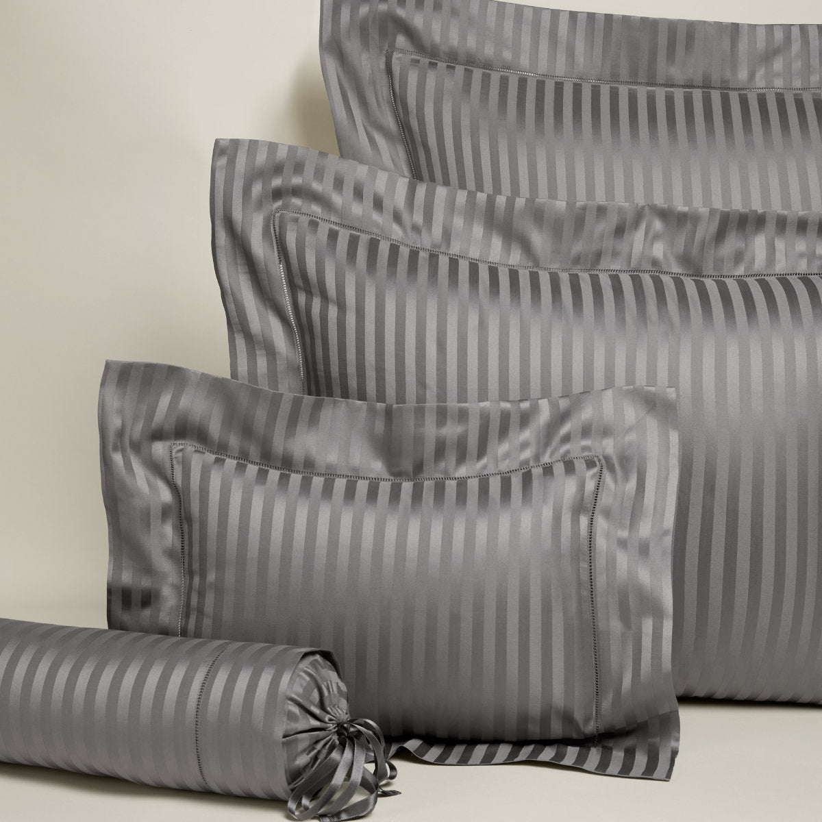 Ropa de cama Raso Rigato de Pratesi