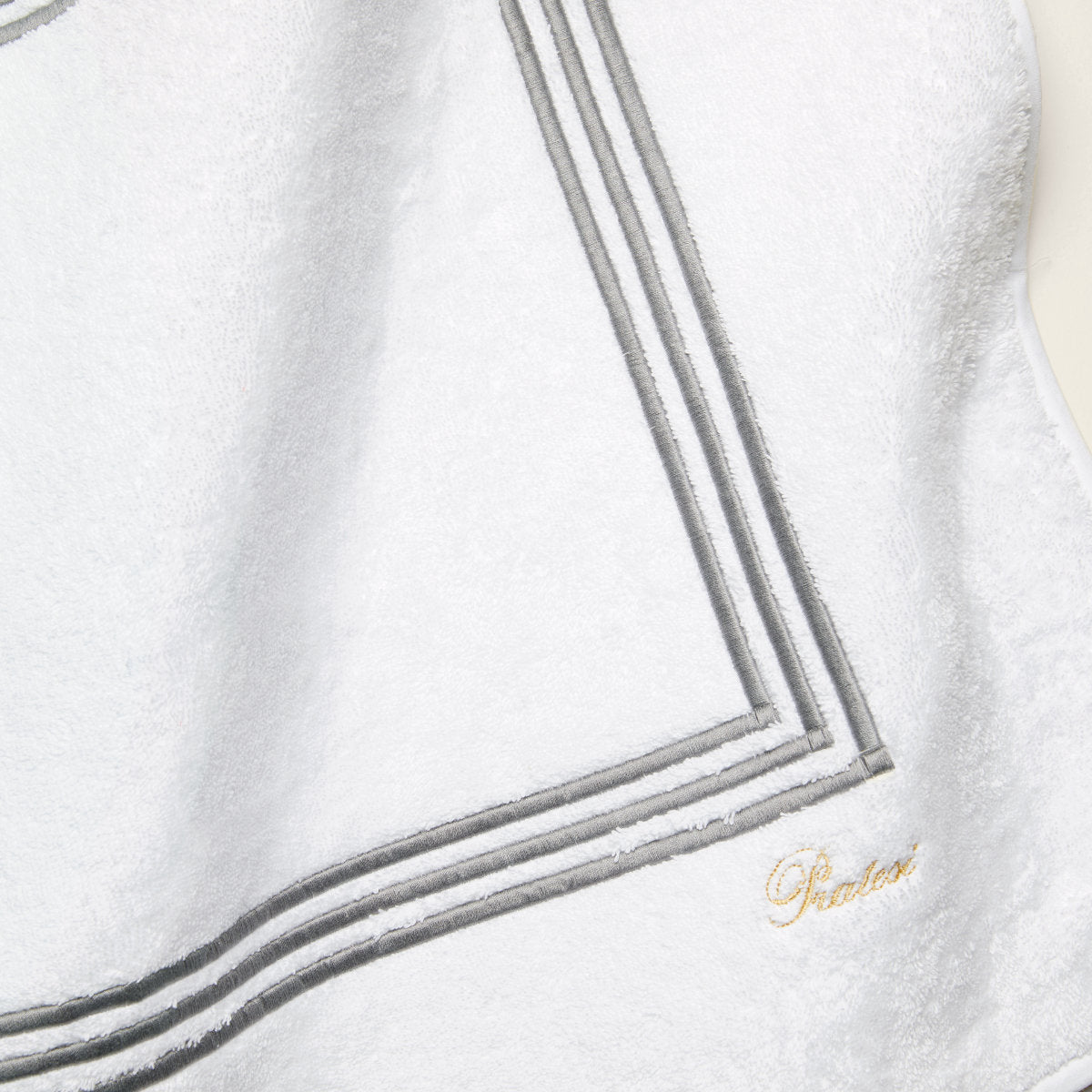 Tapis de salle de bain Tre Righe de Pratesi