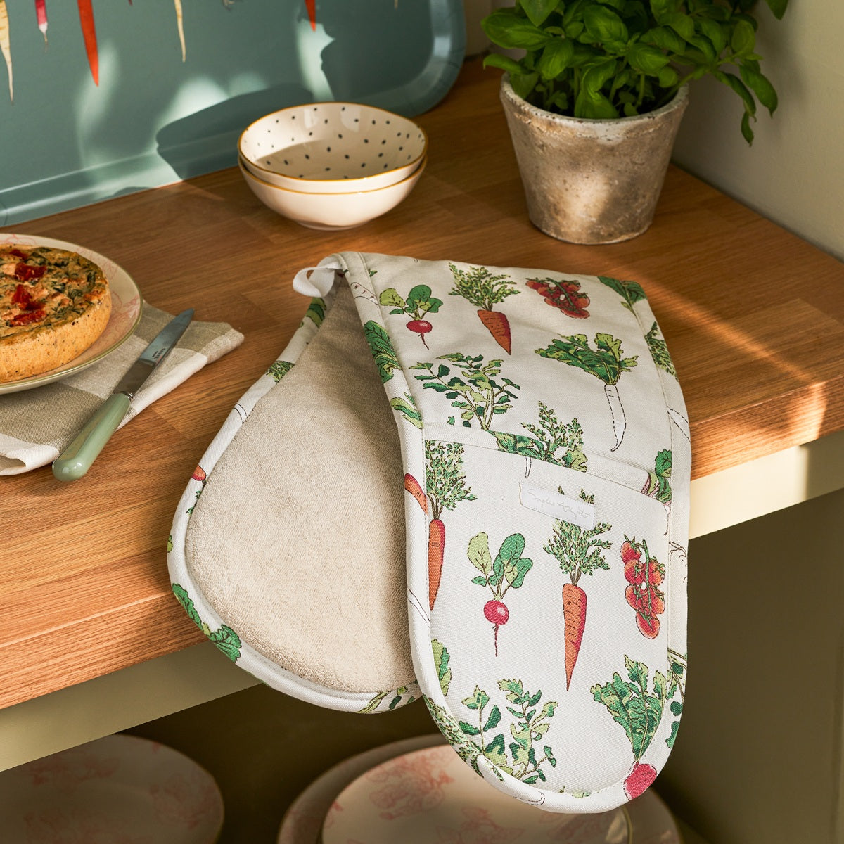 Sophie Allport Garden vegetables Oven Gloves & Mitts
