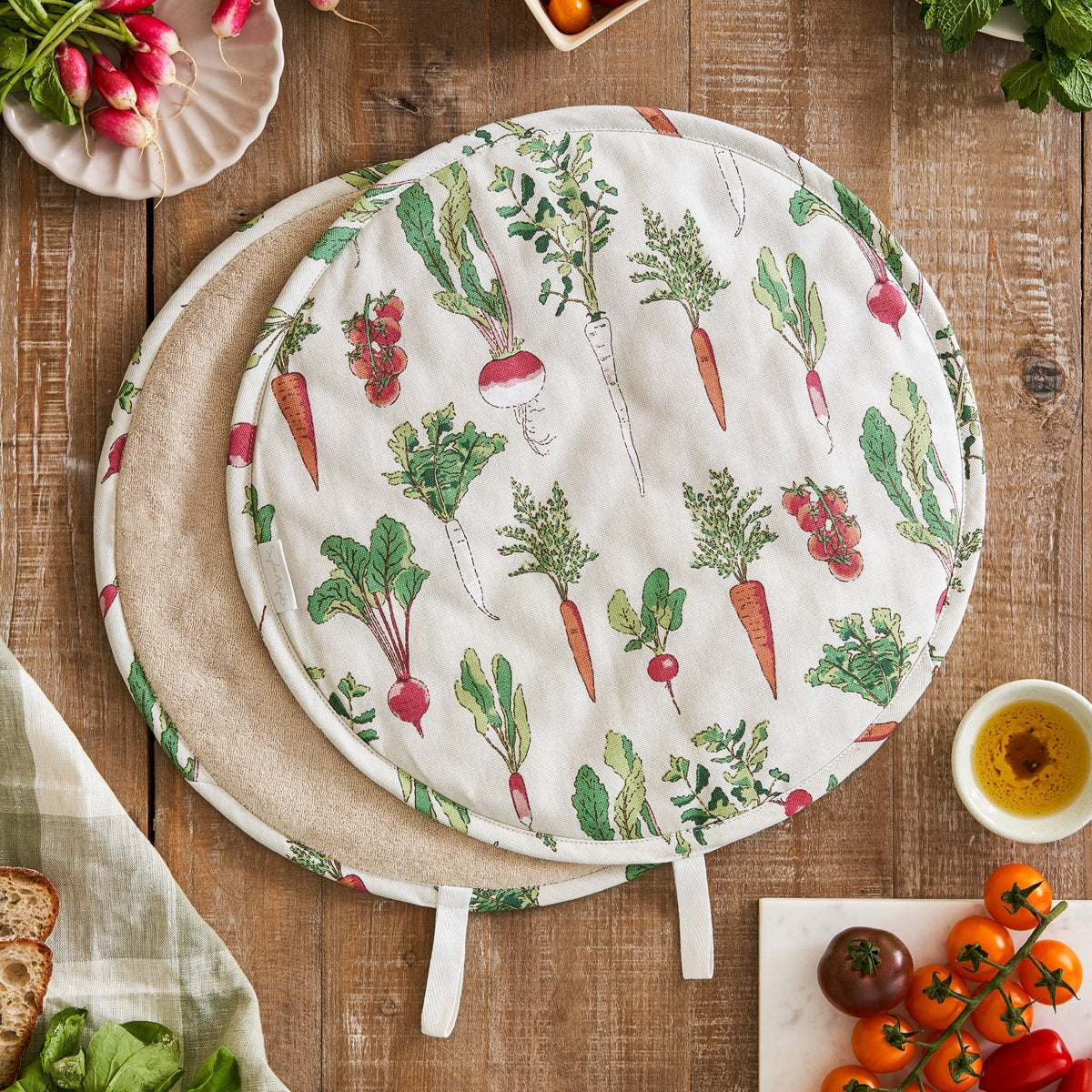 Sophie Allport Garden vegetables Hob Cover