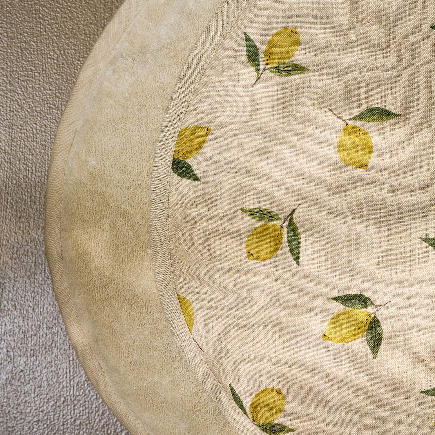 Sophie Allport Lemons Linen Circular Hob Cover