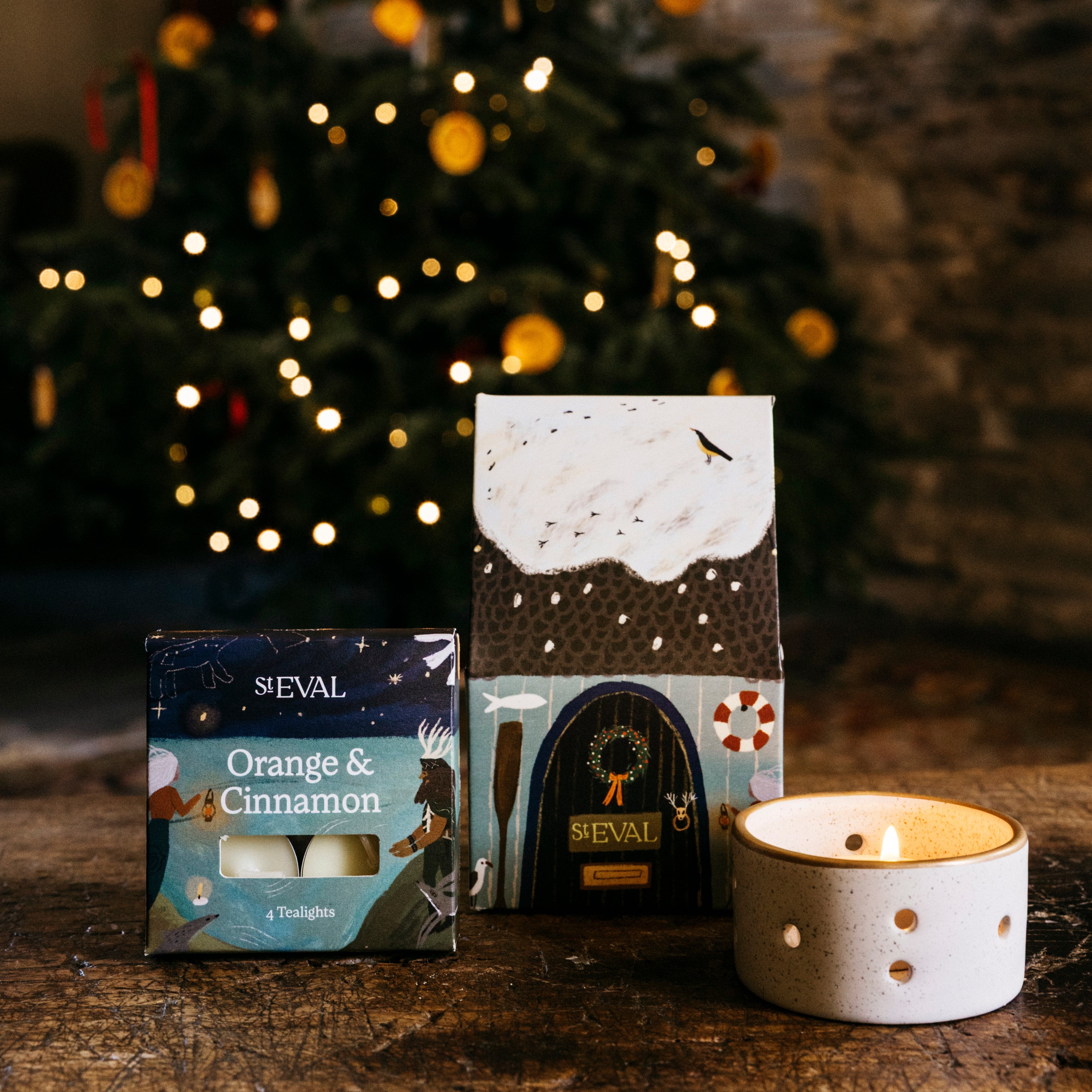 Christmas Cottage Tea Lights & Holder Set