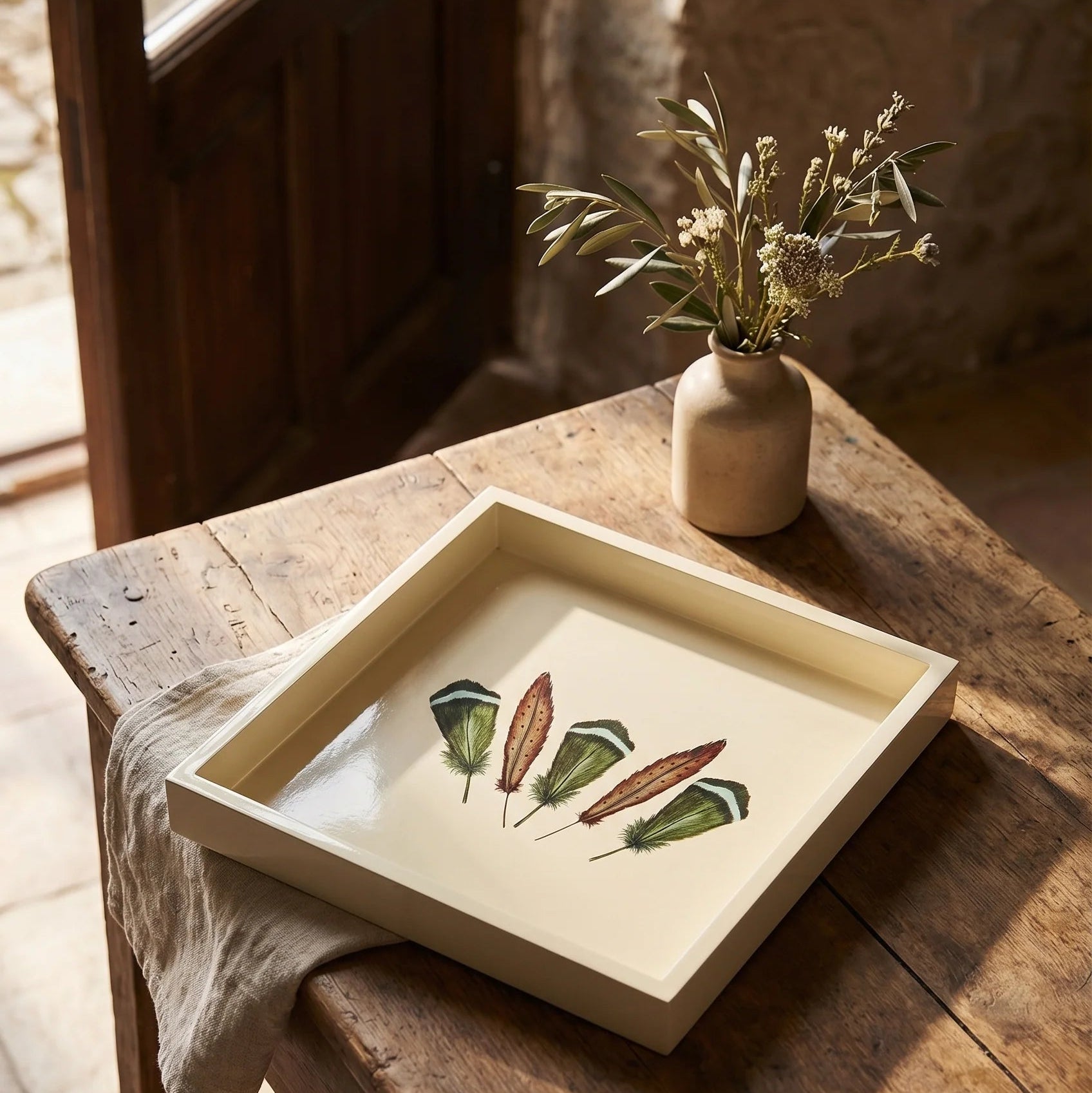 Feather Design Lacquer Tray