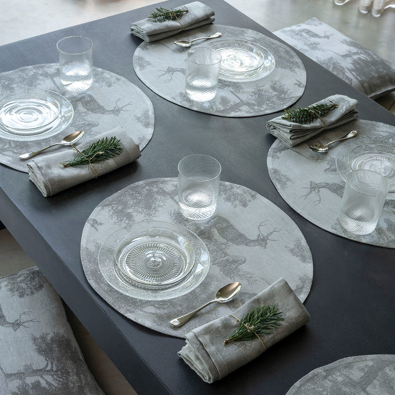 'Souveraine' 100% Linen Table Collection