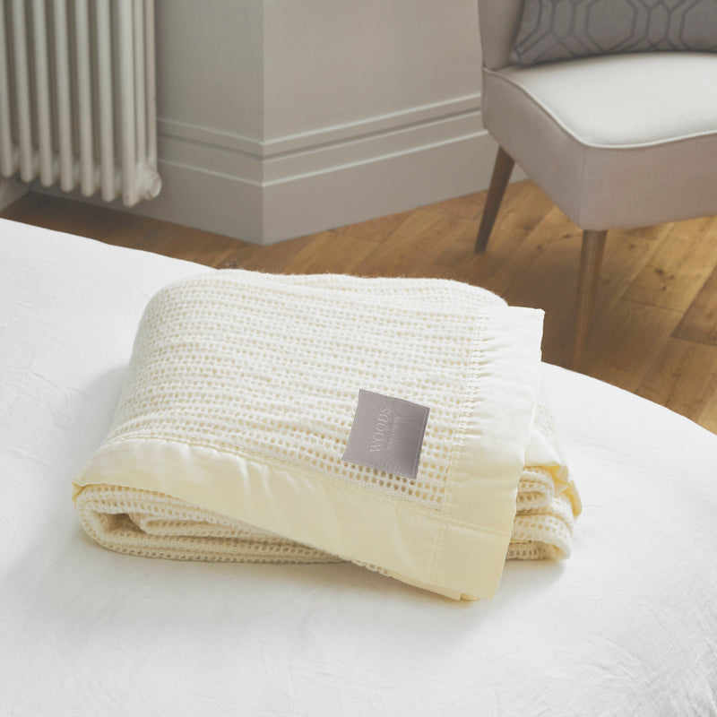 Woods Pure New Wool 'Cellular' Blanket – Woods Fine Linens